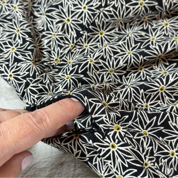 Toad&Co Womens Black Daisy Floral V Neck Short Sleeve Dress Size M Eco Blend - Picture 13 of 15